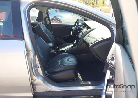 2015 Ford Focus Se из США, поврежденный, VIN 1FADP3F26FL310920